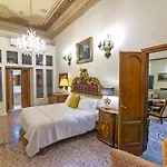Apartment Casa Albizi Always Collection